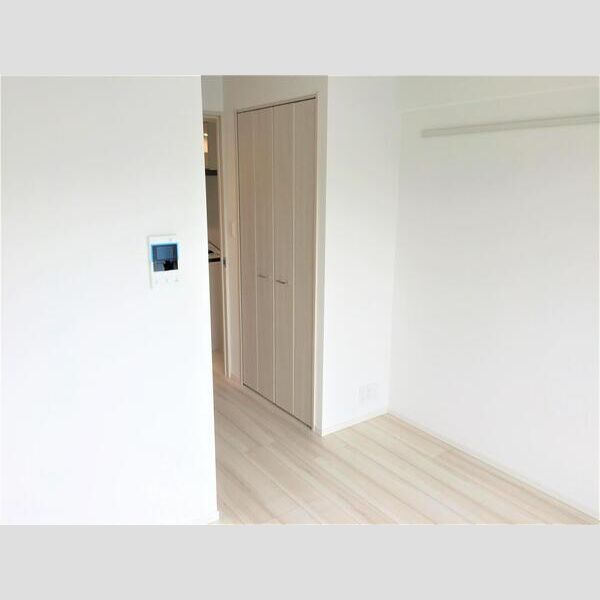 S-RESIDENCE行徳305号室 玄関