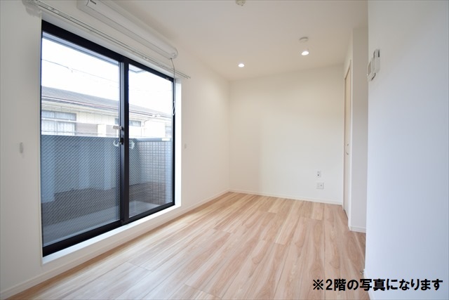 プレジール日吉1階 角部屋　バルコニー