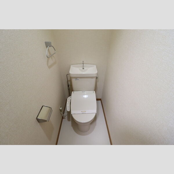 第Ⅱメゾン谷端105号室 温水洗浄便座