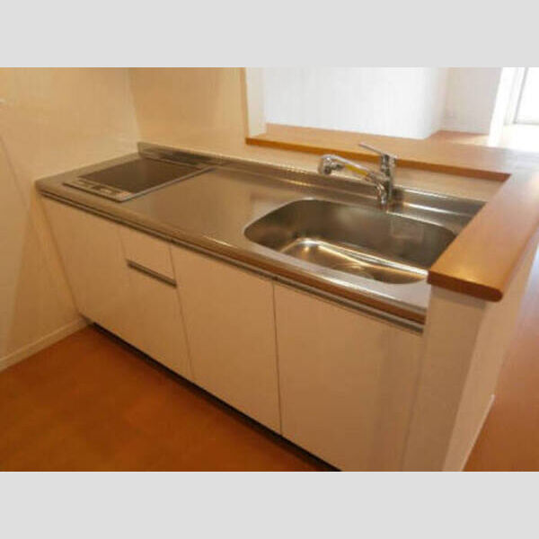 ル・シャトー・オンジェム 602 キッチン