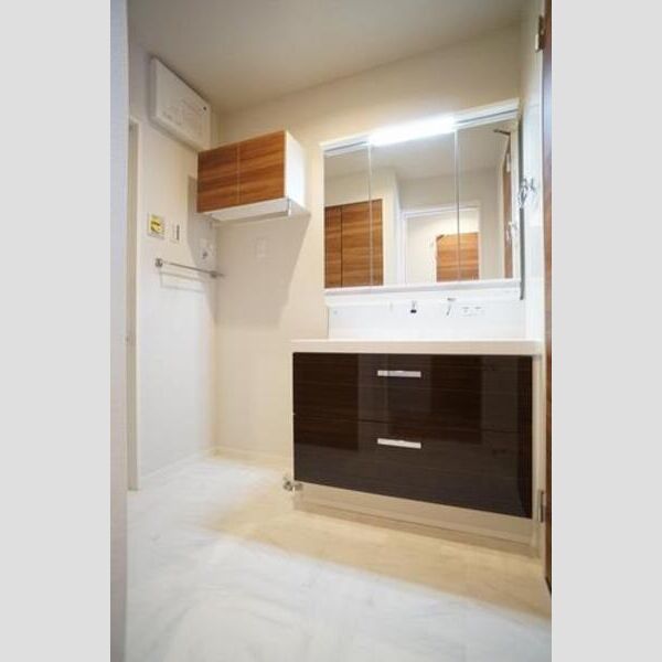 Purple7 西葛西403号室 洗面所