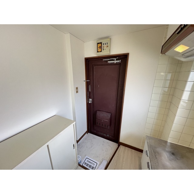 ドアーズ立川 玄関