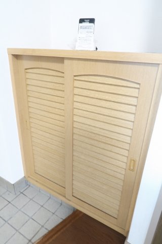 フォーリスト21305号室 玄関