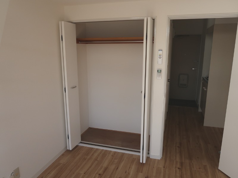 バードヒルズ2階 収納