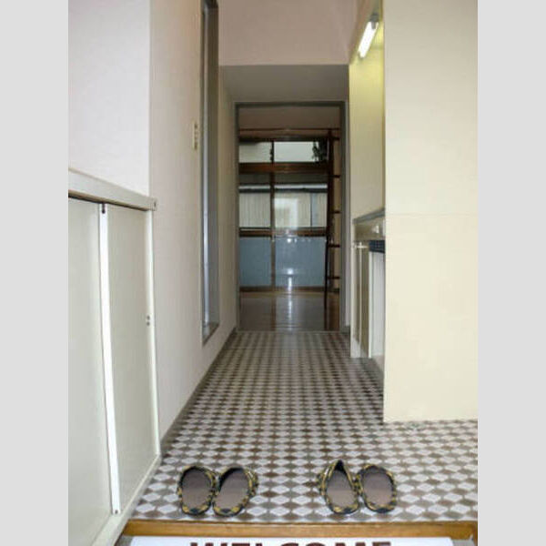 メゾンシャレー 玄関～廊下