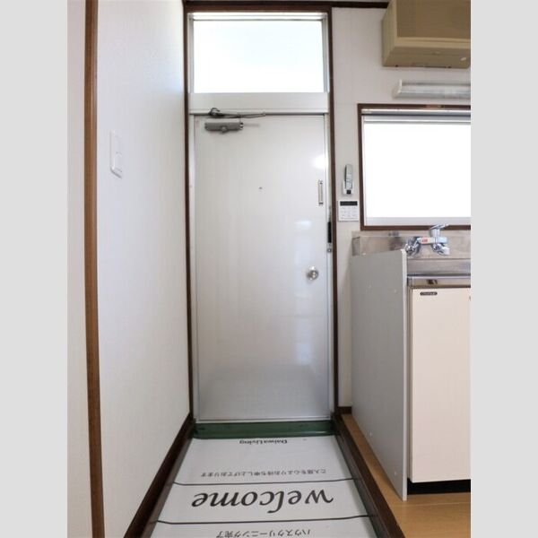 大沢ハイツ201号室 玄関