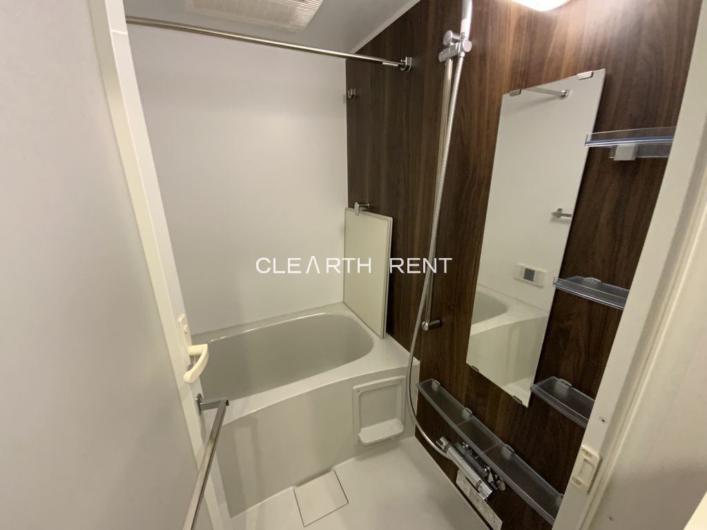 コンシェリア大塚 ＣＲＯＳＳＩＡ カビや汚れを防ぐ24時間換気機能付浴室乾燥機