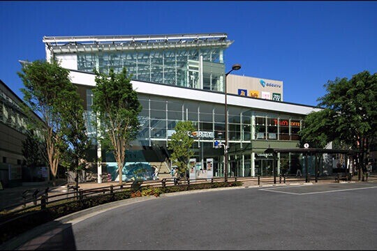 プラティーク馬事公苑(E-180)3階 経堂コルティ