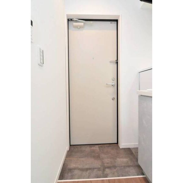 Liberta高砂0301号室 玄関