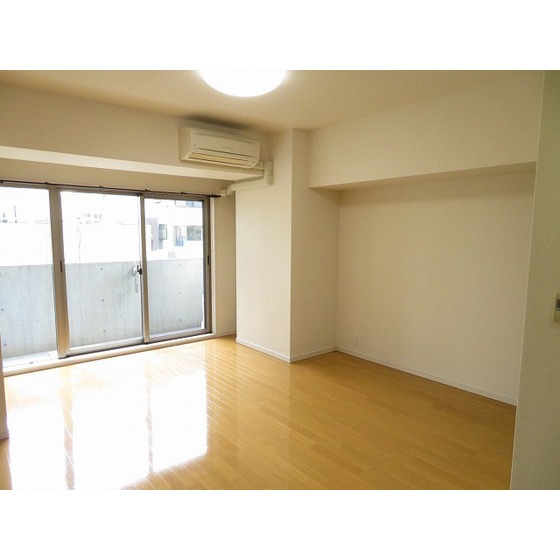 ユニロイヤル九段南0401号室 居室