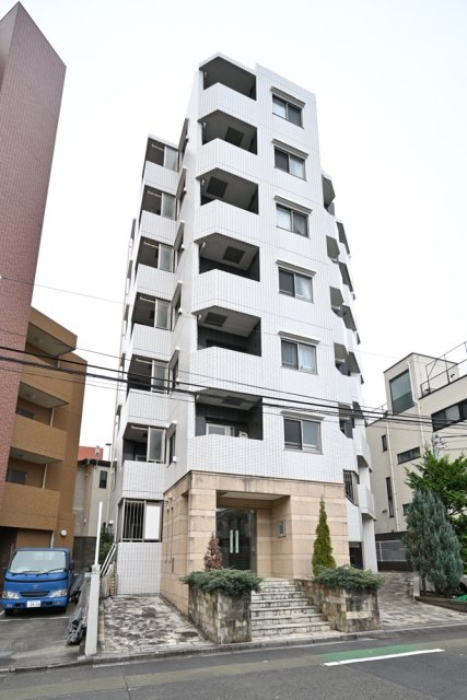 エスコートノヴェル用賀の外観画像