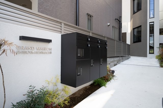 グランメゾン渋谷本町 エントランス