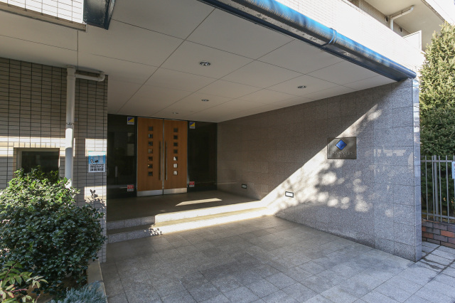ヴァンテアンライフ高円寺壱番館211号室 エントランス