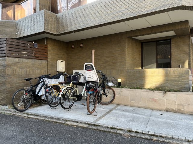 ガーディニアコート1階 駐輪場