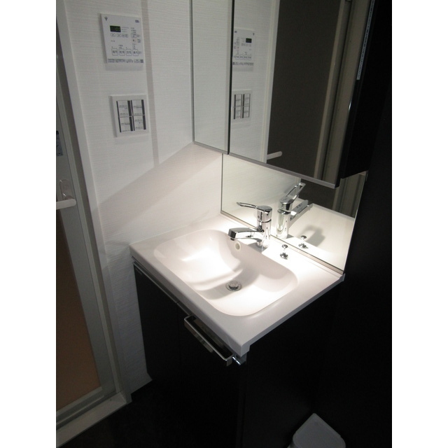 ロアール元住吉3階 内観