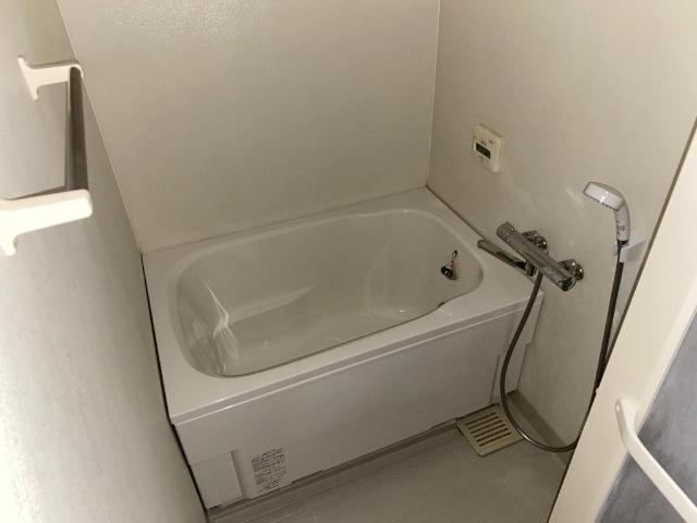 チェリーヒルズ新横浜北101号室 バス