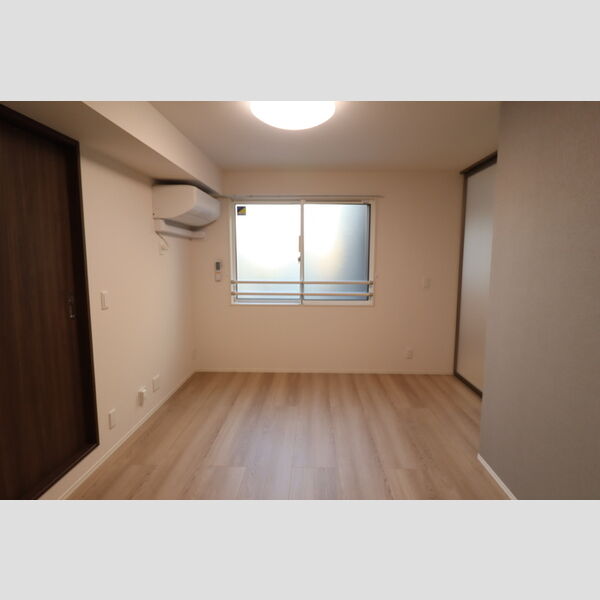 アンソレイエⅡ203号室 LDK