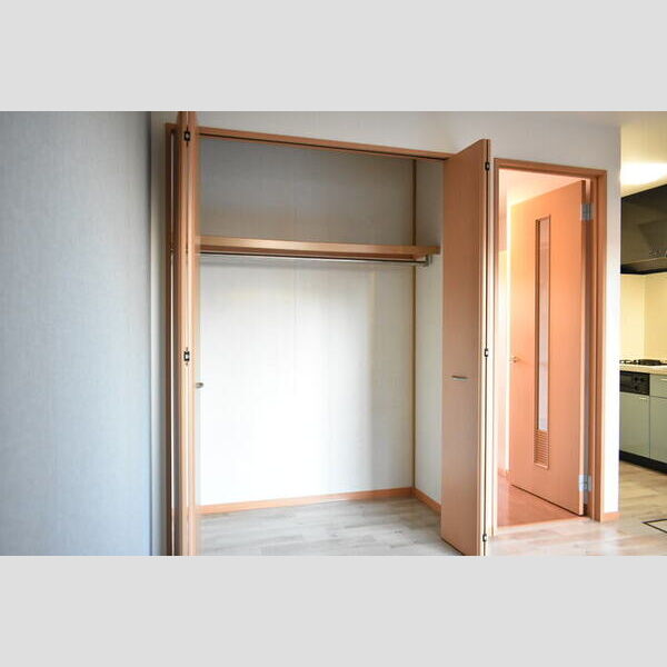 クレセントハイム クローゼット