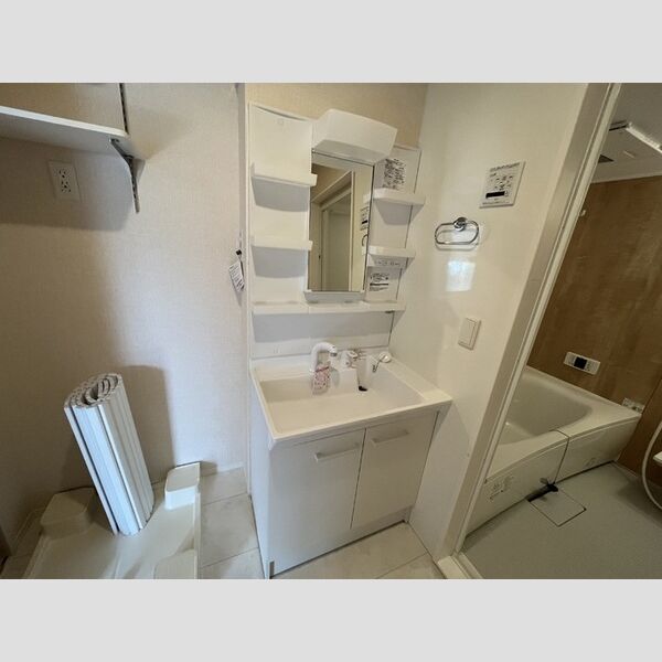 ゼルコバ　Ⅱ 洗面所