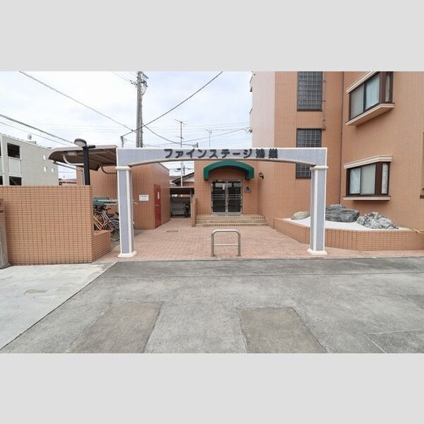 ファインステージ鴻巣 エントランス