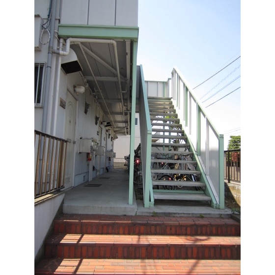 メイゾン用賀2階 外観