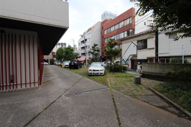 プライムアーバン武蔵小杉comodo405号室 駐車場