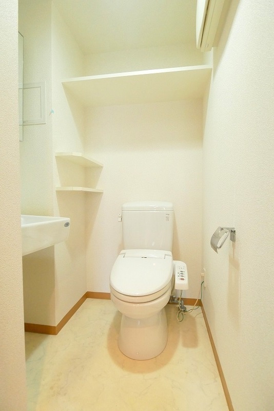 ARTESSIMO LINK COMODO6階 内観