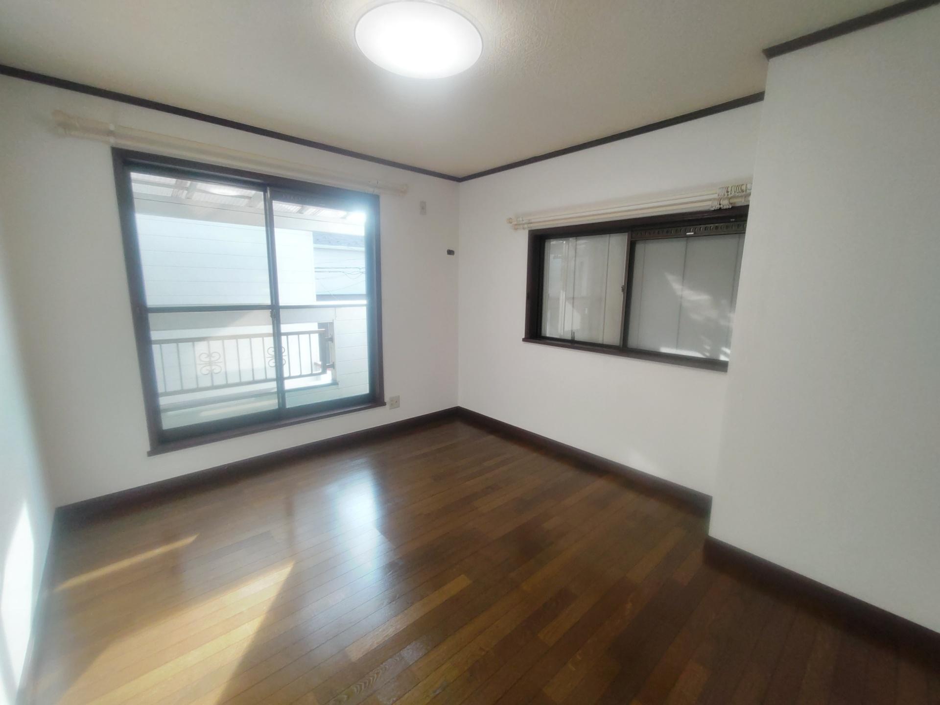 ふじみ野駅☆戸建て ２F洋室