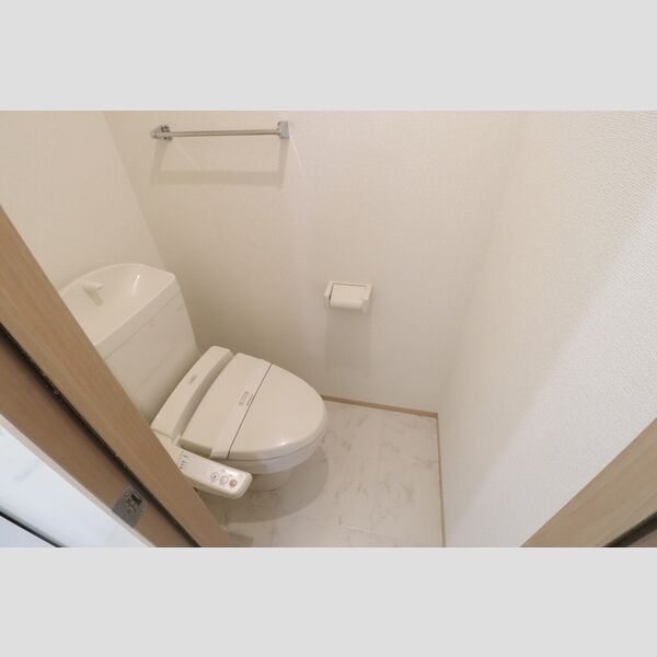 エバーグリーンガーデン　A202号室 トイレ