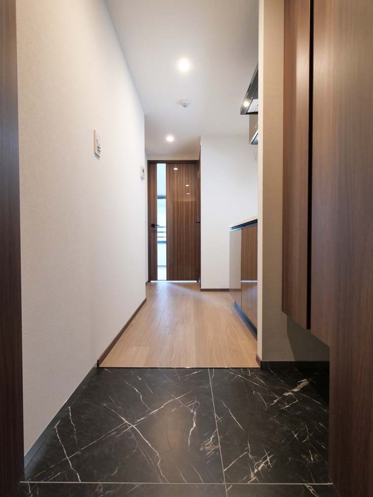 コンポジット渋谷本町4階 内観