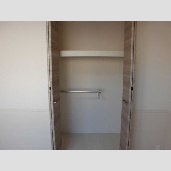 ラ・ピーノ　6 クローゼット