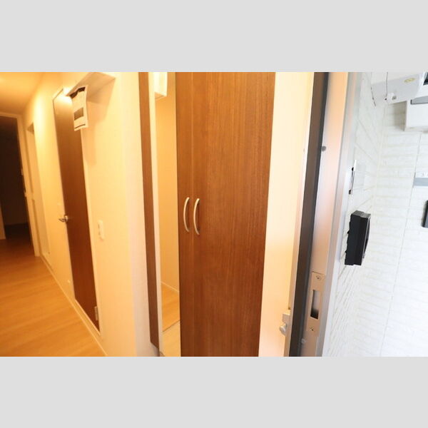 パークサイド新検見302号室 シューズボックス