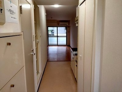 大成ルームズ 玄関