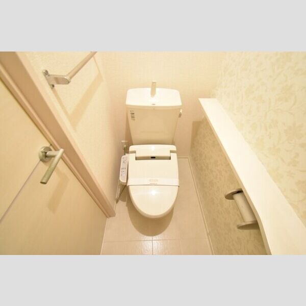 ワイズハウス302号室 トイレ
