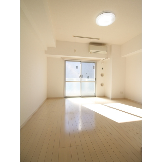 プレール・ドゥーク浅草Ⅱ601号室 洋室約8.7帖