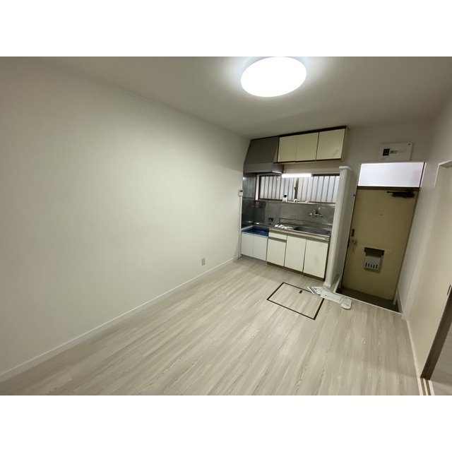 コーポ原田105号室 リビング