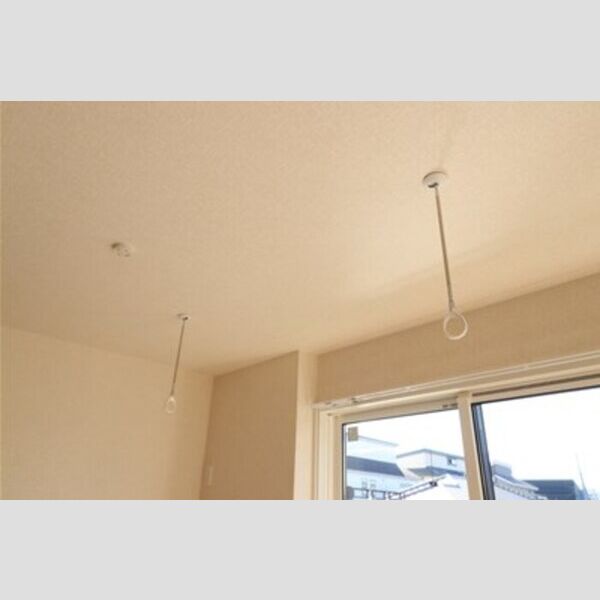 アベニール102号室 室内物干し