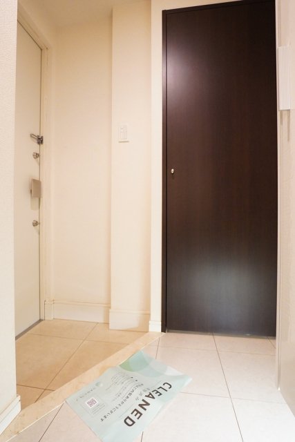 ＲＥＶ　ＲＥＦＡＹＳ－ＭＡＮＡ 玄関