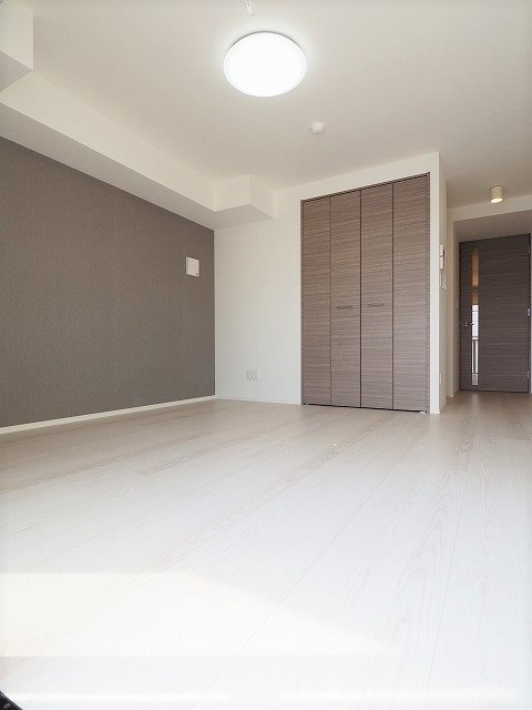 レオーネ方南町1階 寝室