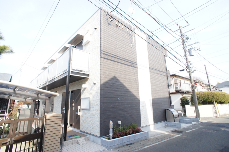 リブリ・ブラウニー 希望が丘1階 外観