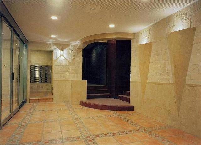 グランド・ガーラ日本橋兜町4階 防犯カメラつきで安心