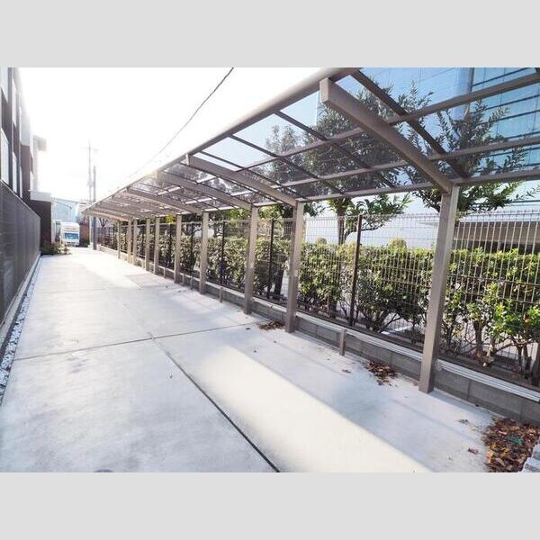 ウェルデンスD-stay　B213号室 駐輪スペース