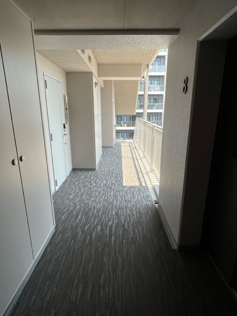 レジディア月島3階 共用廊下