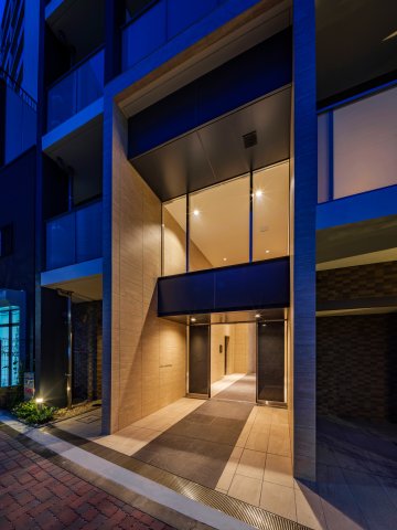 ミリアレジデンス根岸柳通り エントランス