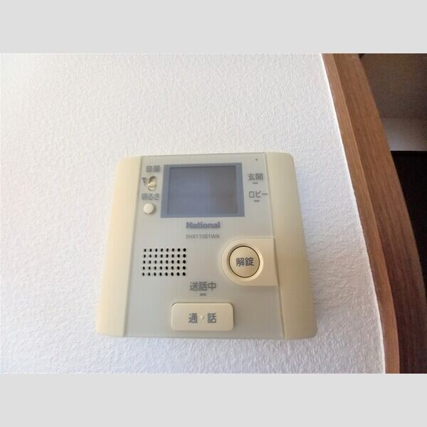 フォルトゥーナ201号室 モニター付きインターホン