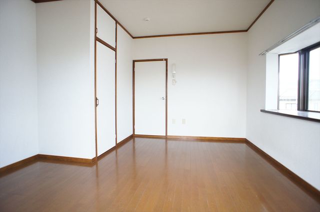 ビラおゆみ野0301号室 洋室は７帖あります