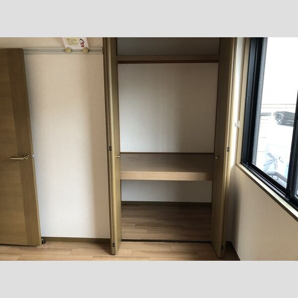 サニータウンC 収納