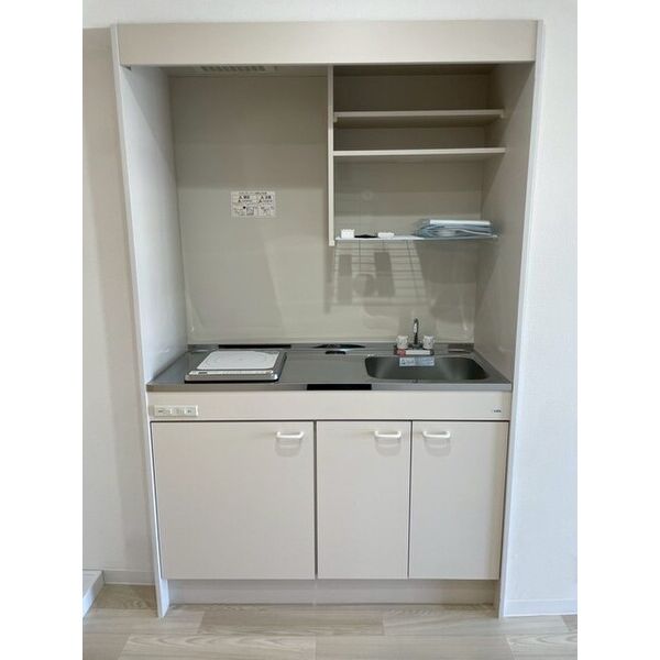 ロイヤルハイム千葉0303号室 キッチン