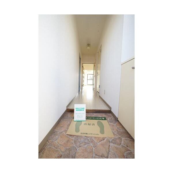 リバティハウス406号室 玄関