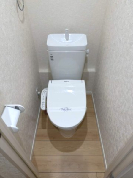 ネクサス新宿戸山公園203号室 トイレ